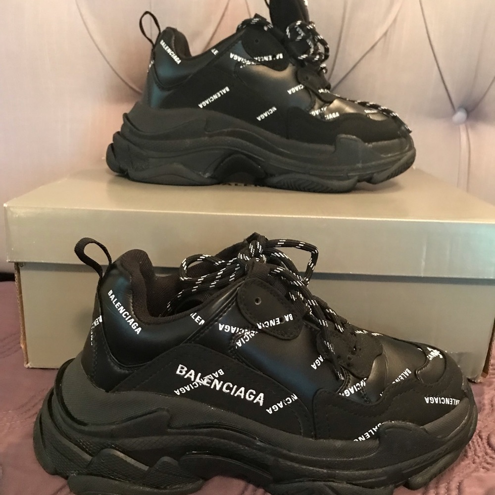 Balenciaga triple s black with logos sneakers 37